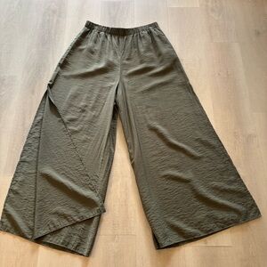 Apricot Olive Green Wide Leg Pants Size 12